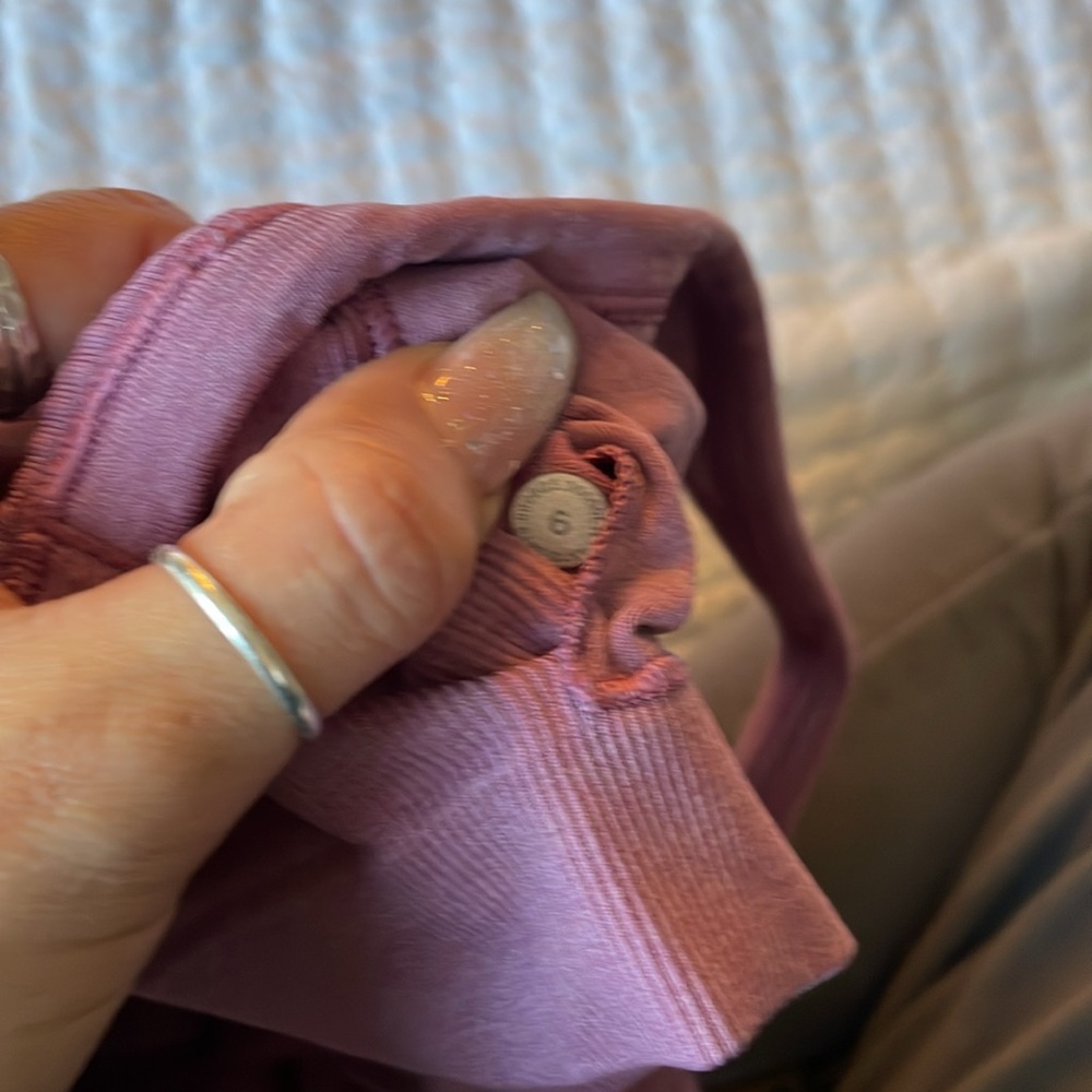 Lululemon Razorback tank top - Picture 4 of 4